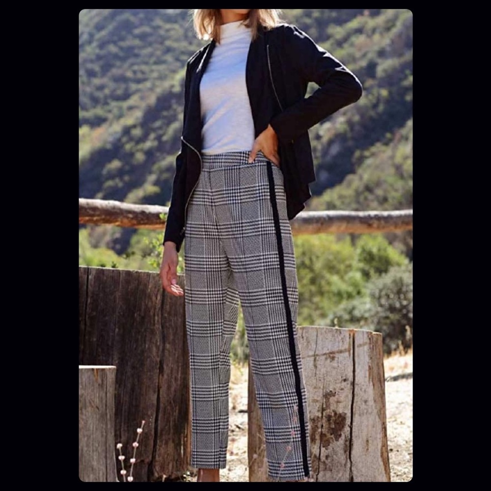 NWT Gilli Medium Plaid Ankle Pant - Trousers
